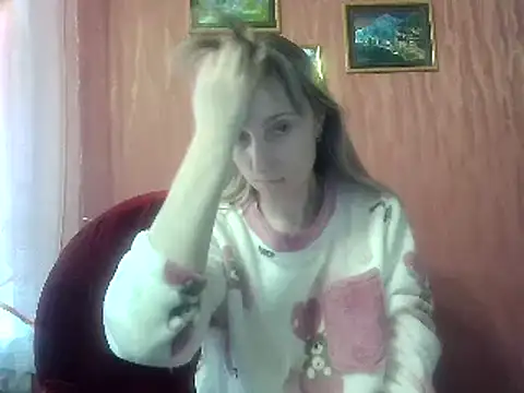 Snapshot of Biddy_Alana chatting on January 17, 2025, 9:49 am Biddy Alana online show from January 17, 2025, 9:49 am