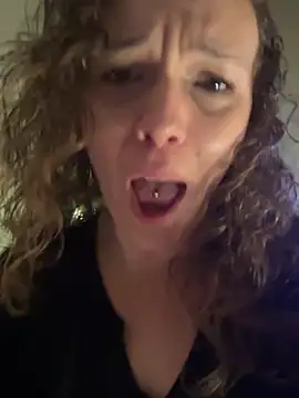 AuroraSummers online show from February 13, 2025, 4:22 am