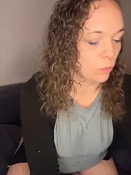 AuroraSummers online show from March 21, 2025, 12:51 am