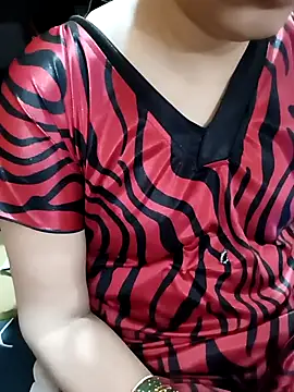 Snapshot of Diya_143 chatting on November 16, 2025, 7:41 pm Diya 143 online show from November 16, 2025, 7:41 pm