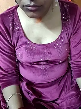 Snapshot of Diya_143 chatting on February 26, 2026, 5:50 am Diya 143 online show from February 26, 2026, 5:50 am