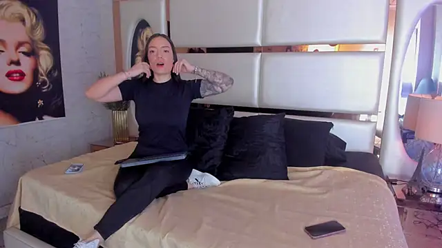 celestestars online show from April 13, 2026, 9:42 pm