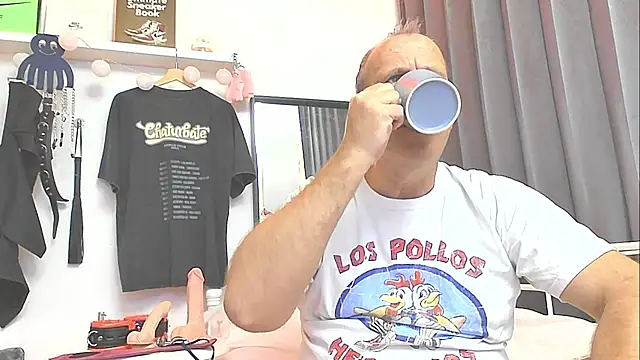 Snapshot of openminddaddy chatting on December 25, 2024, 6:19 pm openminddaddy online show from December 25, 2024, 6:19 pm