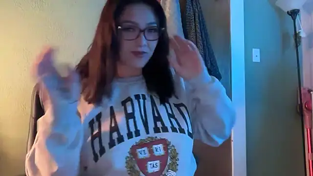 nativepumpkin95 online show from October 31, 2025, 9:38 pm