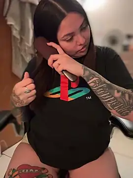 nativepumpkin95 online show from February 9, 2026, 8:51 am