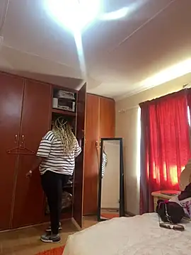 Michyboldy online show from March 21, 2025, 8:39 am