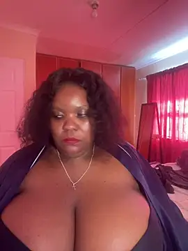 Snapshot of Michyboldy chatting on March 10, 2026, 7:24 am Michyboldy online show from March 10, 2026, 7:24 am