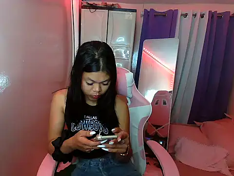 young salsalita online show from March 17, 2025, 12:14 pm