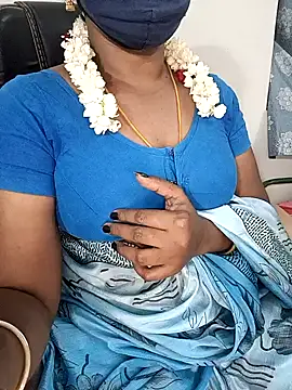 Tamil-hotwife online show from October 3, 2025, 4:04 pm
