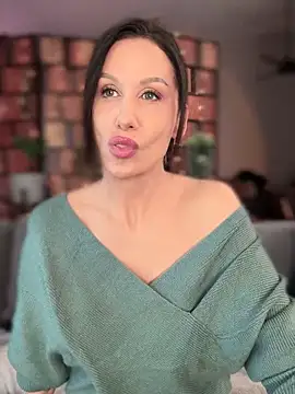 Snapshot of Fiona_Kent_ chatting on January 26, 2025, 6:27 pm Fiona Kent online show from January 26, 2025, 6:27 pm