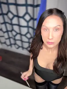 Snapshot of Fiona_Kent_ chatting on March 2, 2025, 12:31 am Fiona Kent online show from March 2, 2025, 12:31 am