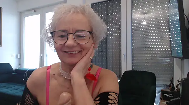 Hot Ann52 online show from February 3, 2025, 9:19 am