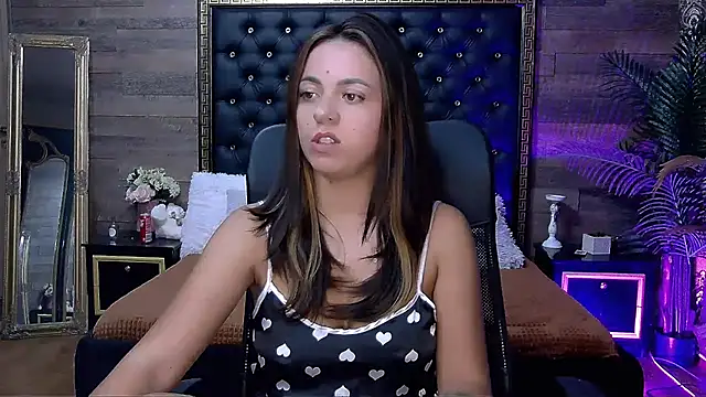 PlayfulElla online show from September 25, 2025, 9:35 am