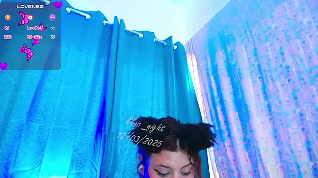 Snapshot of lilac_night33 chatting on March 12, 2025, 1:51 pm lilac night33 online show from March 12, 2025, 1:51 pm