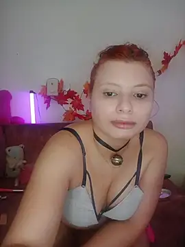 Snapshot of lilac_night33 chatting on October 15, 2025, 7:58 pm lilac night33 online show from October 15, 2025, 7:58 pm
