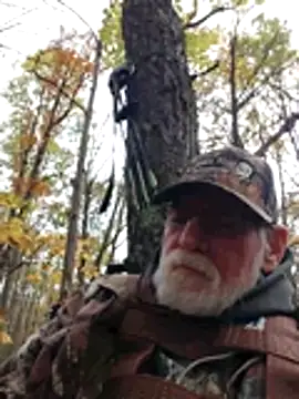 Snapshot of CDforU chatting on October 25, 2025, 7:41 pm CDforU online show from October 25, 2025, 7:41 pm