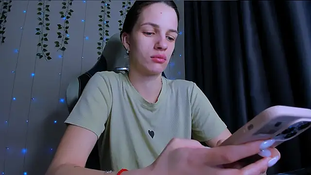 KarlaSim online show from February 27, 2026, 12:10 am