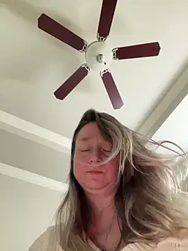 Vivian MayXxX online show from February 14, 2025, 2:12 pm