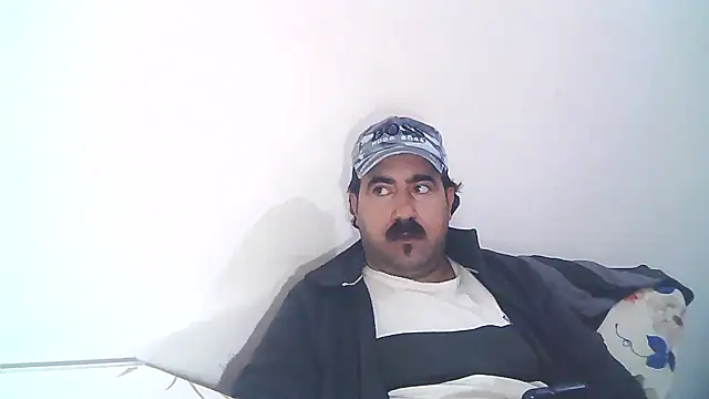 Snapshot of ZYXEL353 chatting on February 16, 2025, 4:42 pm ZYXEL353 online show from February 16, 2025, 4:42 pm