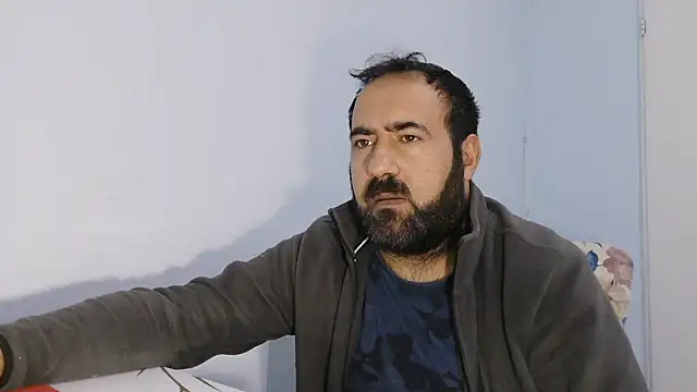 Snapshot of ZYXEL353 chatting on October 19, 2025, 11:38 pm ZYXEL353 online show from October 19, 2025, 11:38 pm