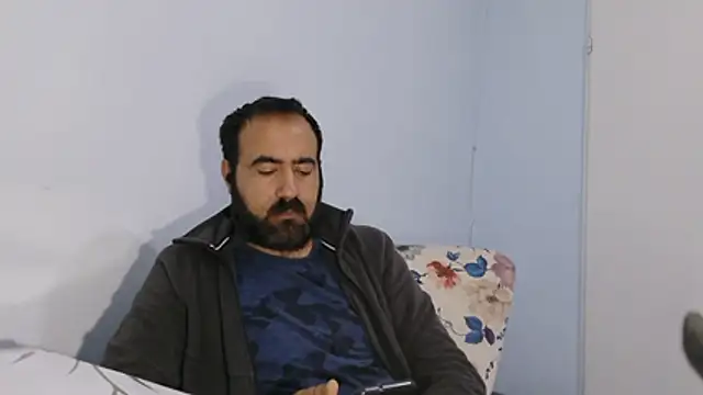 Snapshot of ZYXEL353 chatting on October 23, 2025, 10:41 pm ZYXEL353 online show from October 23, 2025, 10:41 pm