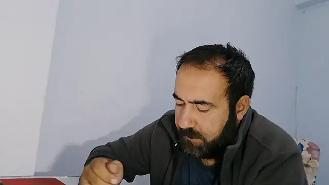 Snapshot of ZYXEL353 chatting on October 27, 2025, 11:52 pm ZYXEL353 online show from October 27, 2025, 11:52 pm