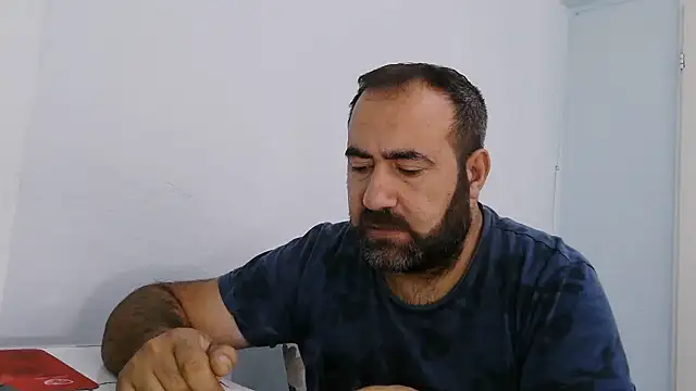 Snapshot of ZYXEL353 chatting on November 25, 2025, 1:00 pm ZYXEL353 online show from November 25, 2025, 1:00 pm