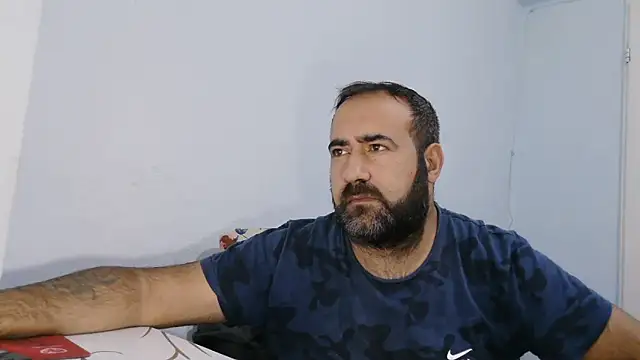 Snapshot of ZYXEL353 chatting on November 26, 2025, 11:28 pm ZYXEL353 online show from November 26, 2025, 11:28 pm