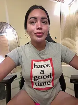 HotstuffCherrySummer online show from November 10, 2025, 7:51 am