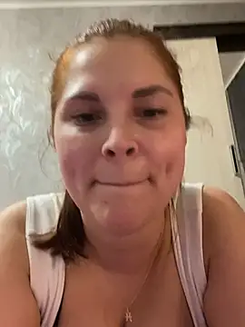 Snapshot of Ellis_Foxy chatting on March 4, 2026, 9:54 pm Ellis Foxy online show from March 4, 2026, 9:54 pm