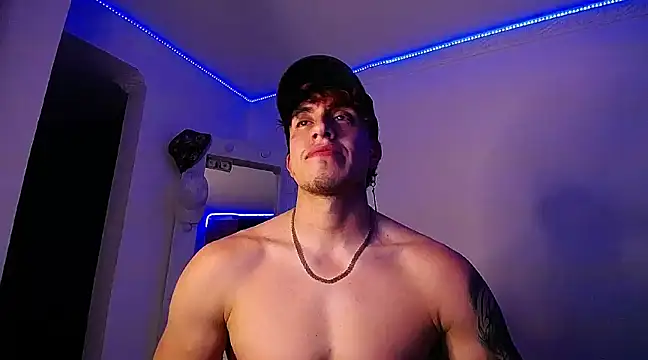 strongboy  online show from December 28, 2024, 4:30 am