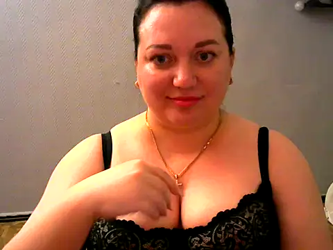 Snapshot of AmanaGi chatting on February 4, 2025, 4:39 pm AmanaGi online show from February 4, 2025, 4:39 pm