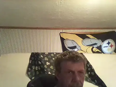 Snapshot of mrbigandthick1860 chatting on March 20, 2025, 10:29 pm mrbigandthick1860 online show from March 20, 2025, 10:29 pm