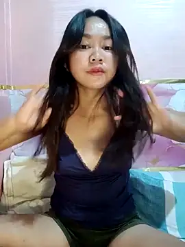 Hotbaby 1523 online show from April 17, 2026, 1:47 pm