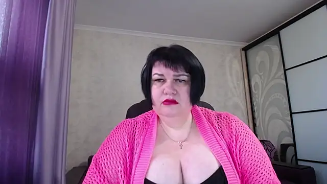 JuicyLady Di online show from November 30, 2025, 5:55 am