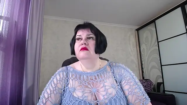 JuicyLady Di online show from March 19, 2026, 6:06 am