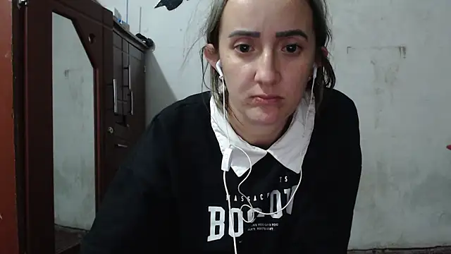 DeepAnal07 online show from April 6, 2026, 5:08 am