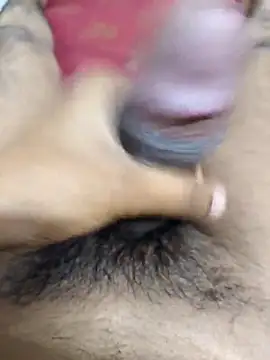 Snapshot of Aaryans69 chatting on September 29, 2025, 12:27 am Aaryans69 online show from September 29, 2025, 12:27 am