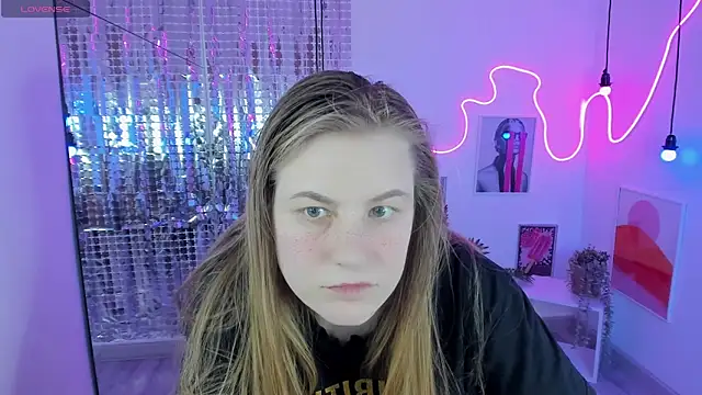 JadeSoft online show from February 26, 2025, 9:16 pm