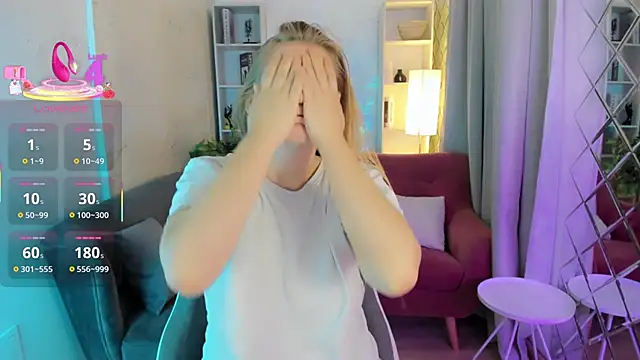 JadeSoft online show from September 19, 2025, 8:31 pm