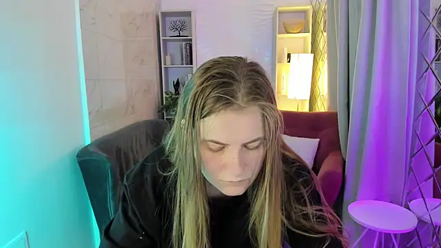 JadeSoft online show from November 15, 2025, 8:38 pm