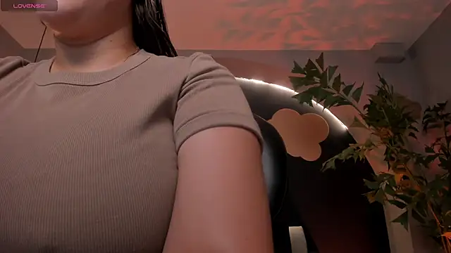 MartinnaBonnet online show from March 10, 2025, 10:37 am