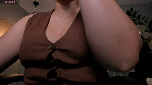 MartinnaBonnet online show from March 11, 2025, 11:33 am