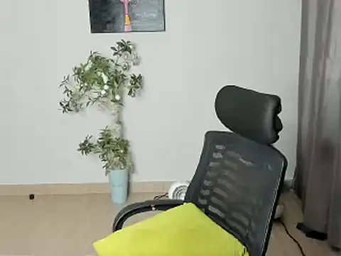 Snapshot of _Hello_Titty_ chatting on December 25, 2024, 1:53 am Hello Titty online show from December 25, 2024, 1:53 am