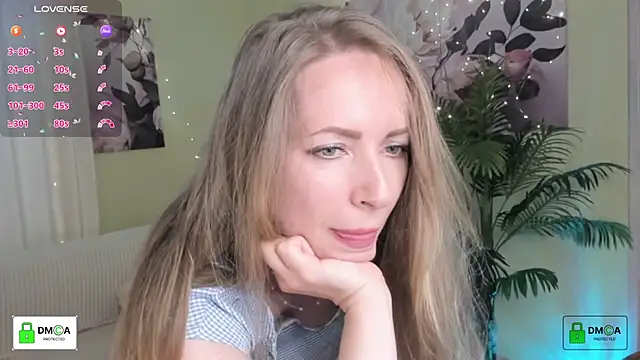 Queenymel online show from May 28, 2026, 4:37 pm