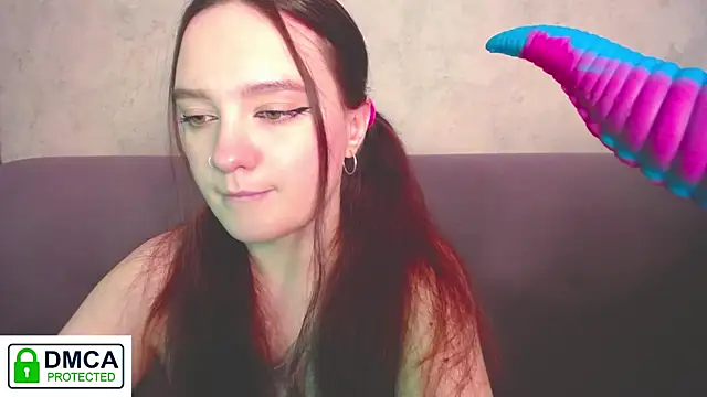 Alyssa   Scarlet online show from December 23, 2025, 9:40 am