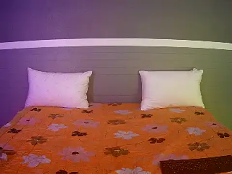 Jennythai123 online show from March 21, 2025, 1:01 pm