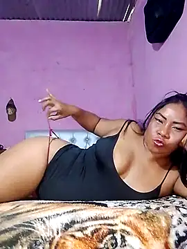 rosmery-navarro online show from February 9, 2025, 7:30 pm