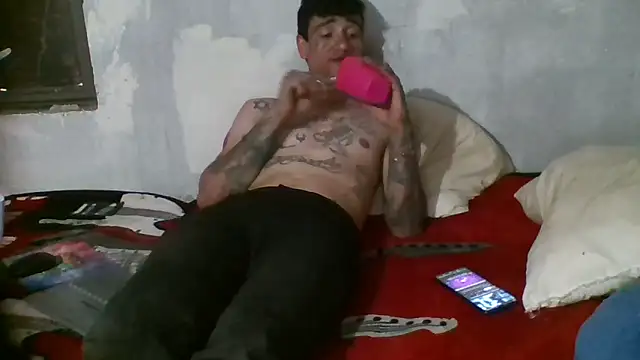 DADDYGNAGSTA online show from April 3, 2026, 10:19 pm