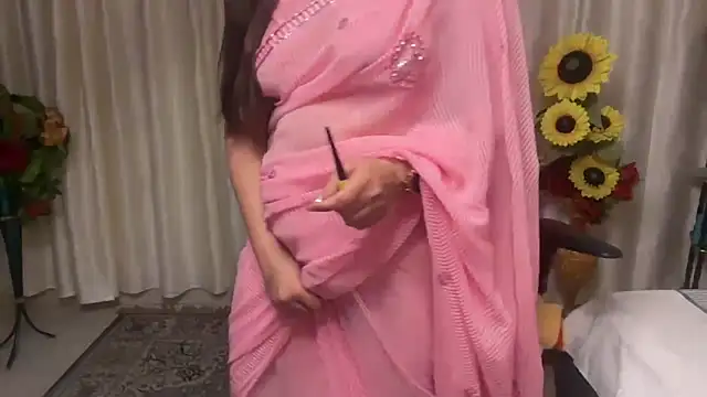Snapshot of mahimagicdoll_DESI chatting on February 15, 2025, 10:00 am mahimagicdoll DESI online show from February 15, 2025, 10:00 am